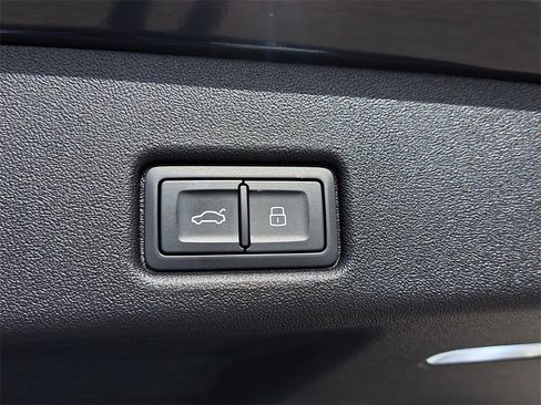 New 2025 Audi Q5 Premium Plus image 31