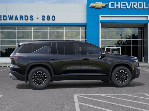 New 2026 Chevrolet Traverse Z71 w/ Enhanced Driving Package image 5