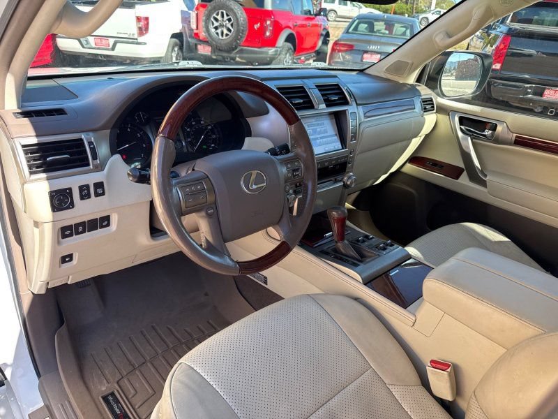 Used 2013 Lexus GX 460 Premium AWD/4WD image 14