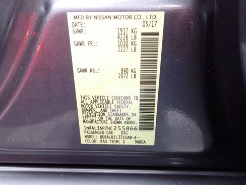 Used 2017 Nissan Altima 2.5 SL w/ Moonroof Package image 39