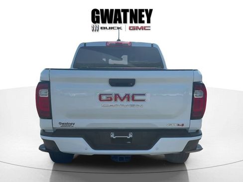 Used 2024 GMC Canyon AT4 w/ AT4 Premium Package AWD/4WD image 6