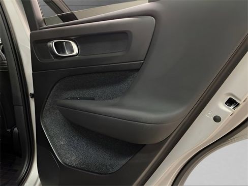 Used 2023 Volvo XC40 Recharge Ultimate w/ Protection Package Premier image 79
