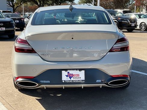 Used 2025 Genesis G70 2.5T image 6