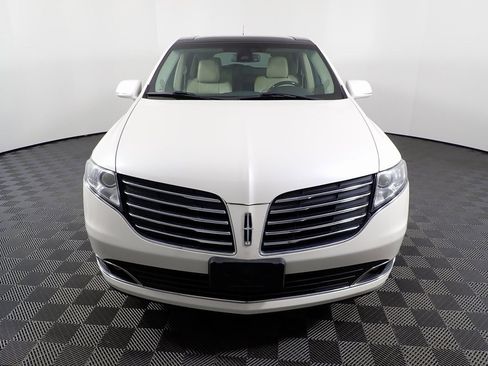 Used 2019 Lincoln MKT Standard image 6