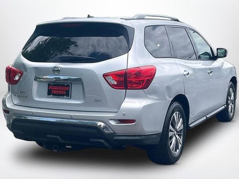 Used 2018 Nissan Pathfinder SV FWD image 13