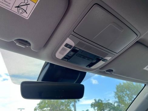 Used 2020 Acura MDX FWD image 13