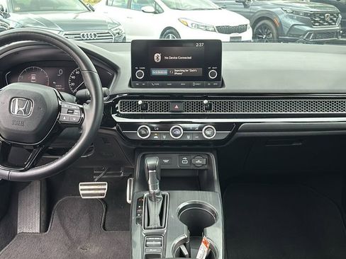 Used 2023 Honda Civic Sport image 12