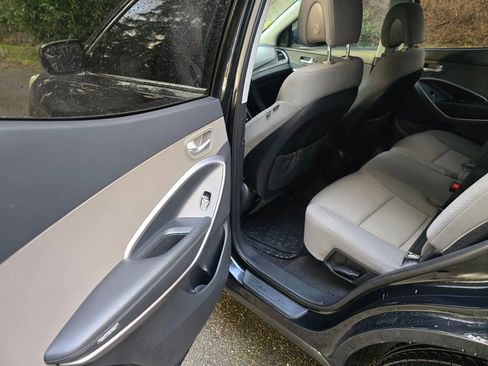 Used 2016 Hyundai Santa Fe Sport image 14