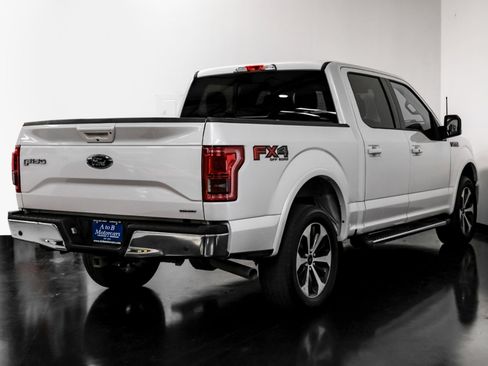 Used 2016 Ford F150 Lariat w/ Equipment Group 501A Mid image 9