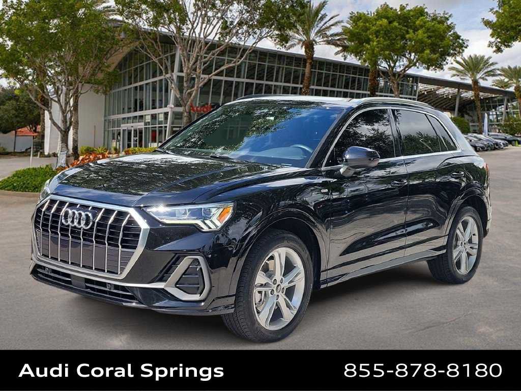 Certified 2023 Audi Q3 2.0T Premium w/ Convenience Package AWD/4WD image 1