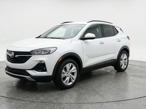 Used 2025 Buick Encore GX Preferred FWD image 3