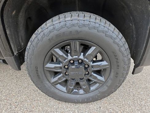 Used 2024 GMC Sierra 2500 AT4 w/ AT4 Premium Plus Package image 37