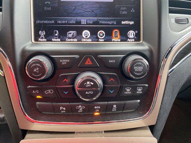 Used 2014 Jeep Grand Cherokee Overland w/ Advanced Technology Group AWD/4WD image 20