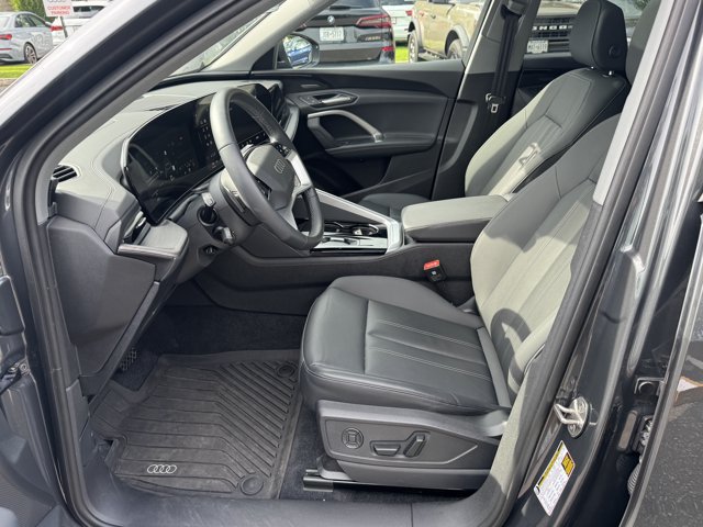 Used 2025 Audi Q5 Premium Plus w/ Premium Plus AWD/4WD image 28