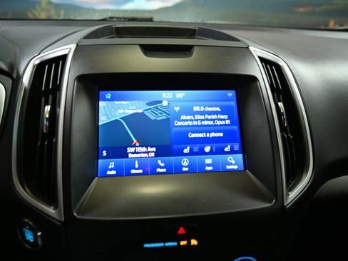 Used 2020 Ford Edge SEL w/ Convenience Package image 35