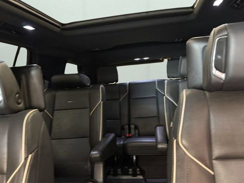 Used 2023 Cadillac Escalade Sport AWD/4WD image 25