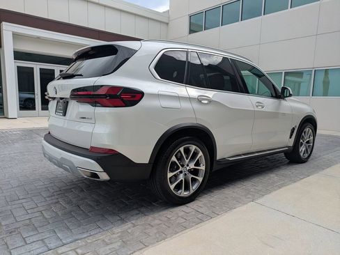 Used 2026 BMW X5 sDrive40i w/ Climate Comfort Package RWD image 5