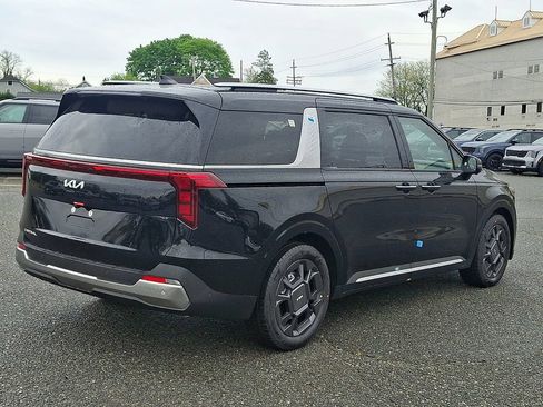 New 2026 Kia Carnival SX FWD image 5