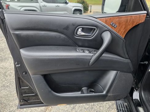 Used 2018 INFINITI QX80 2WD image 10