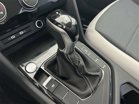 New 2026 Volkswagen Taos S image 31