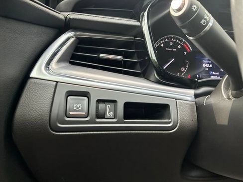 Used 2023 Cadillac XT5 Luxury FWD image 26