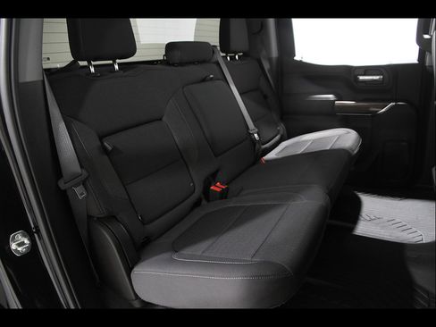 Used 2021 Chevrolet Silverado 1500 LT Trail Boss AWD/4WD image 18