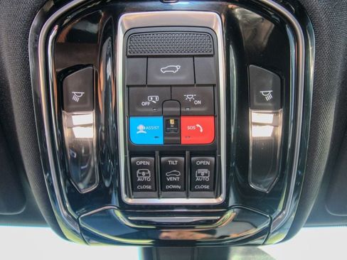 Used 2023 Jeep Grand Cherokee L Overland w/ Rear Seat Video Group I AWD/4WD image 32
