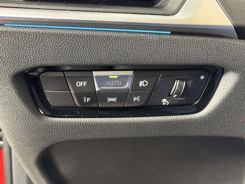 Used 2023 BMW 330e xDrive w/ Premium Package image 19