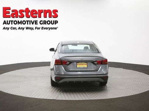 Used 2024 Nissan Altima 2.5 SV image 37