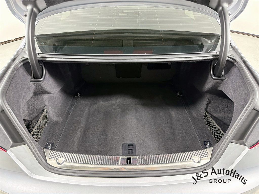 Used 2018 Audi A8 L 4.0T w/ 20" Black Optic Package AWD/4WD image 32
