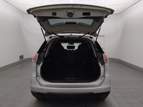 Used 2016 Nissan Rogue S FWD image 29