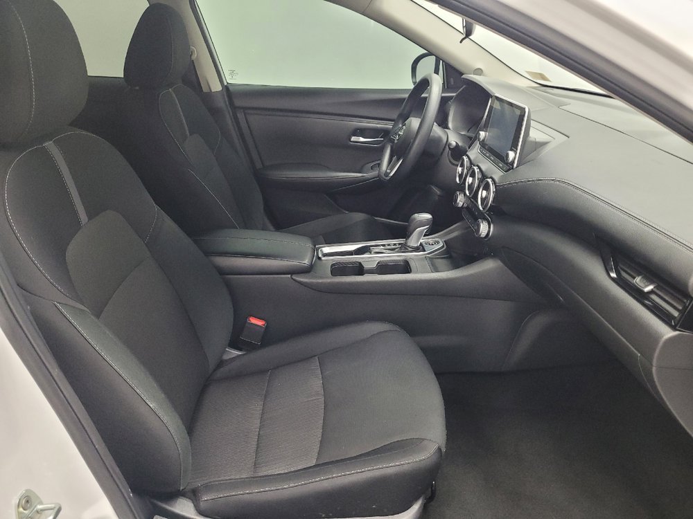 Used 2025 Nissan Sentra SV FWD image 21