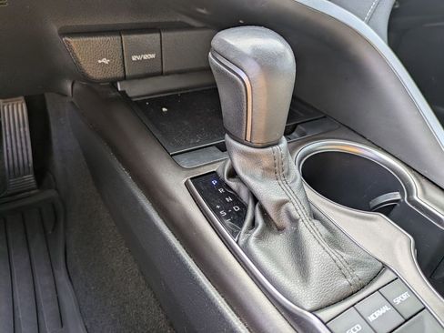 Used 2024 Toyota Camry SE image 24