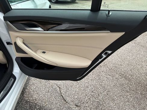 Used 2023 BMW 530e w/ Premium Package RWD image 16
