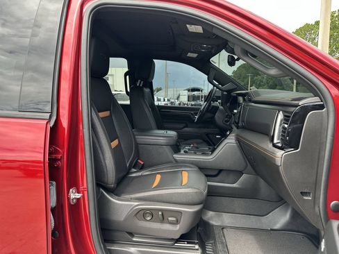Certified 2024 GMC Sierra 2500 AT4 w/ AT4 Premium Plus Package AWD/4WD image 28