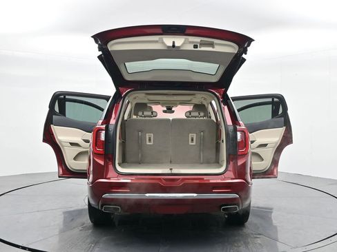 Used 2020 GMC Acadia Denali w/ Trailering Package image 44