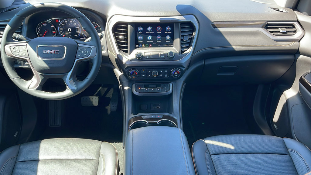 Used 2023 GMC Acadia AT4 w/ Technology Package AWD/4WD image 15