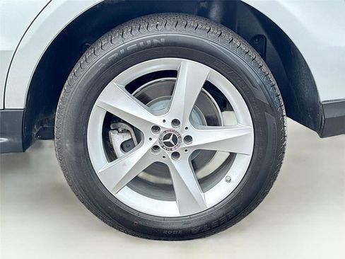 Used 2019 Mercedes-Benz GLE 400 4MATIC w/ Premium 1 Package image 31