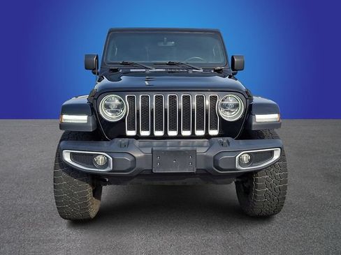 Used 2020 Jeep Wrangler Unlimited Sahara w/ Dual Top Group AWD/4WD image 2