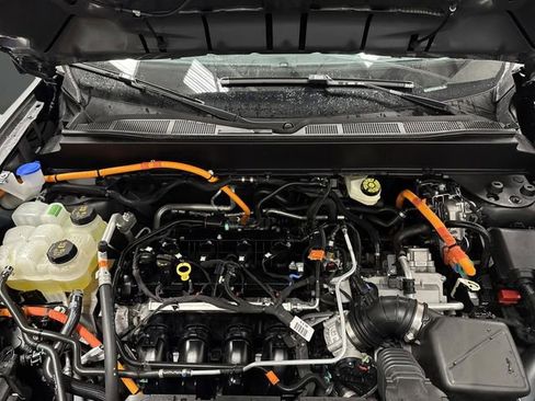 Used 2023 Ford Maverick XL image 34