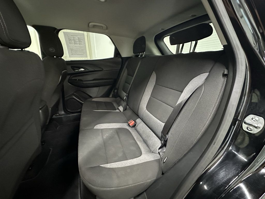 Certified 2026 Chevrolet TrailBlazer LT w/ LT Cold Weather Package FWD image 18