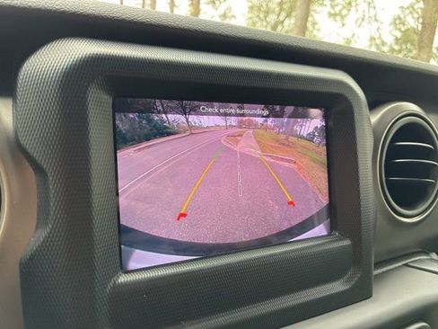 Used 2020 Jeep Wrangler Unlimited Sport S image 58