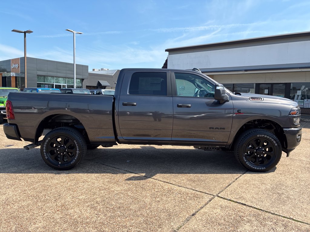 New 2026 RAM 2500 Big Horn AWD/4WD image 7