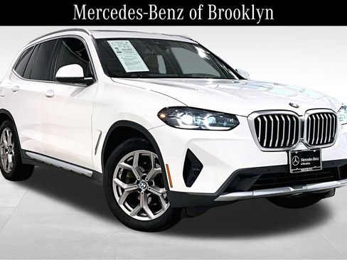 Used 2022 BMW X3 xDrive30i w/ Premium Package 2 AWD/4WD image 1