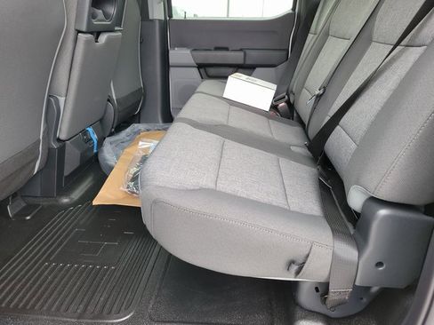 New 2025 Ford F250 XL w/ XL Chrome Package image 10