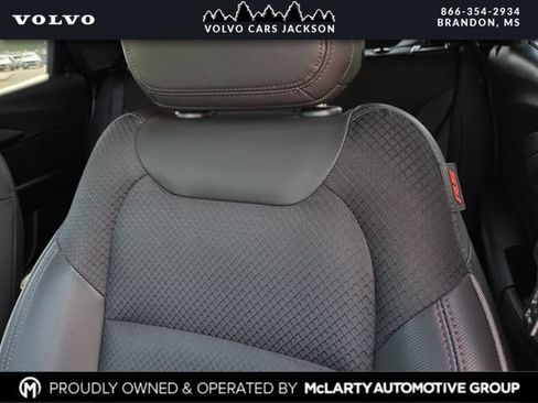 Used 2022 Chevrolet TrailBlazer RS w/ Technology Package FWD image 15