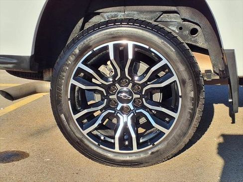 Certified 2023 Chevrolet Colorado LT w/ LT Convenience Package AWD/4WD image 8