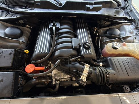 Used 2022 Dodge Challenger R/T Scat Pack RWD image 26