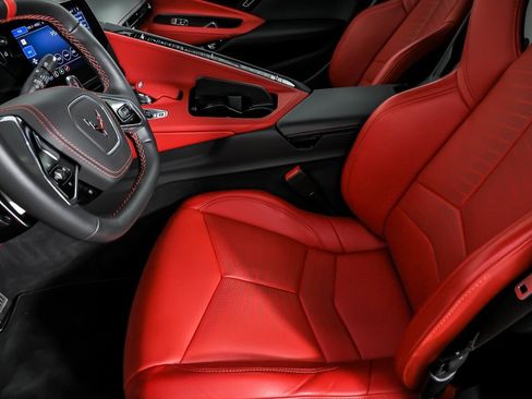 Used 2023 Chevrolet Corvette Stingray Premium Conv w/ Z51 Performance Package RWD image 26