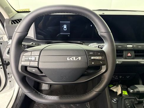 New 2026 Kia K4 EX FWD image 23